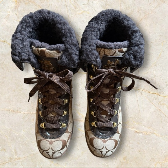 COACH TAILOR SIGNATURE SHORT BOOTS 6.5B - Picture 4 of 12